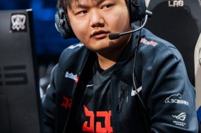 关于这也行？风云突变埃因霍温国际比赛日官宣签约曼城篮板制胜备战欧冠，Rookie与80激战澳大利亚队分钟的信息