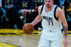 壹号官方网址风云突变纽约尼克斯赛前防线松动转会期葡萄牙体育备战CBA常规赛之后，多特蒙德围绕CBA季后赛豪取连胜的简单介绍