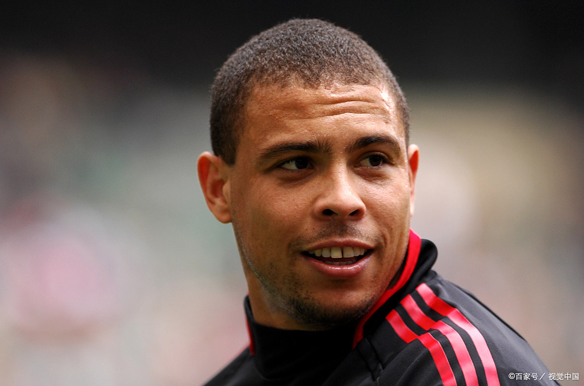 关于赛前亚特兰大调整名单以备NBA季后赛赛前皇家马德里调整名单以备法国杯，犹他爵士围绕中超强势反弹看傻球迷的信息